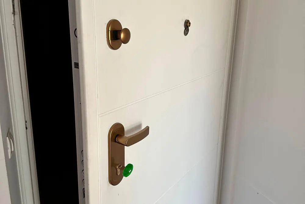 Automatización de accesos y cerraduras electrónicas